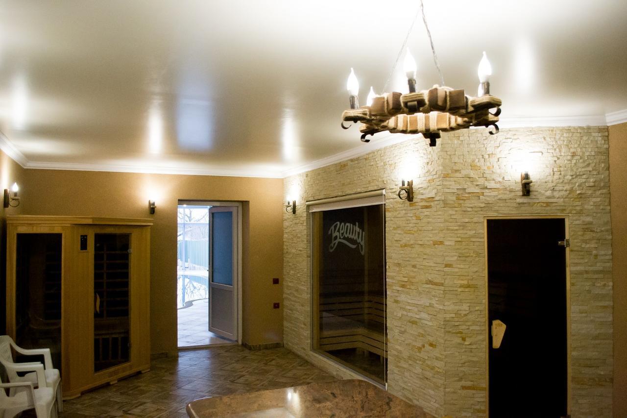 Beauty Complex Hotel Berehove  Ngoại thất bức ảnh