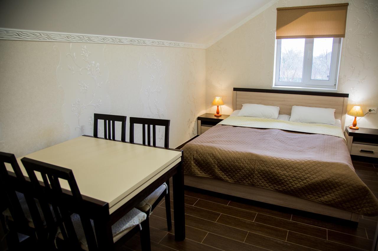 Beauty Complex Hotel Berehove  Ngoại thất bức ảnh