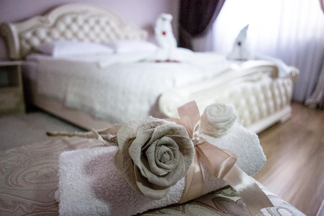 Beauty Complex Hotel Berehove  Ngoại thất bức ảnh