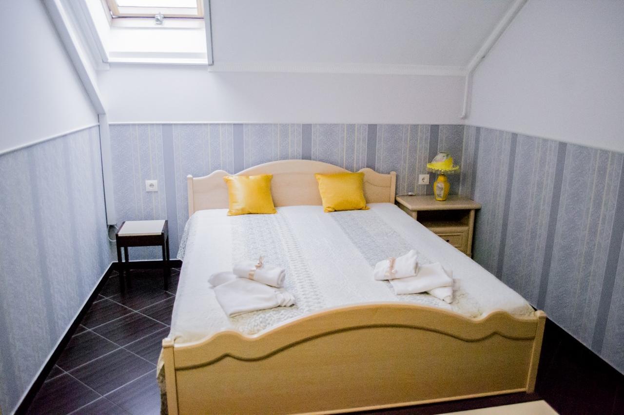 Beauty Complex Hotel Berehove  Ngoại thất bức ảnh