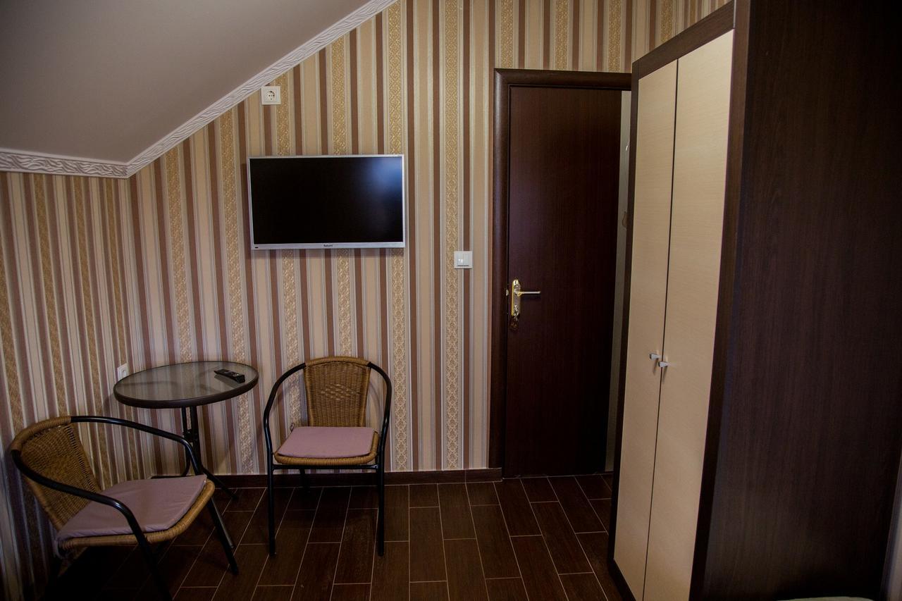 Beauty Complex Hotel Berehove  Ngoại thất bức ảnh