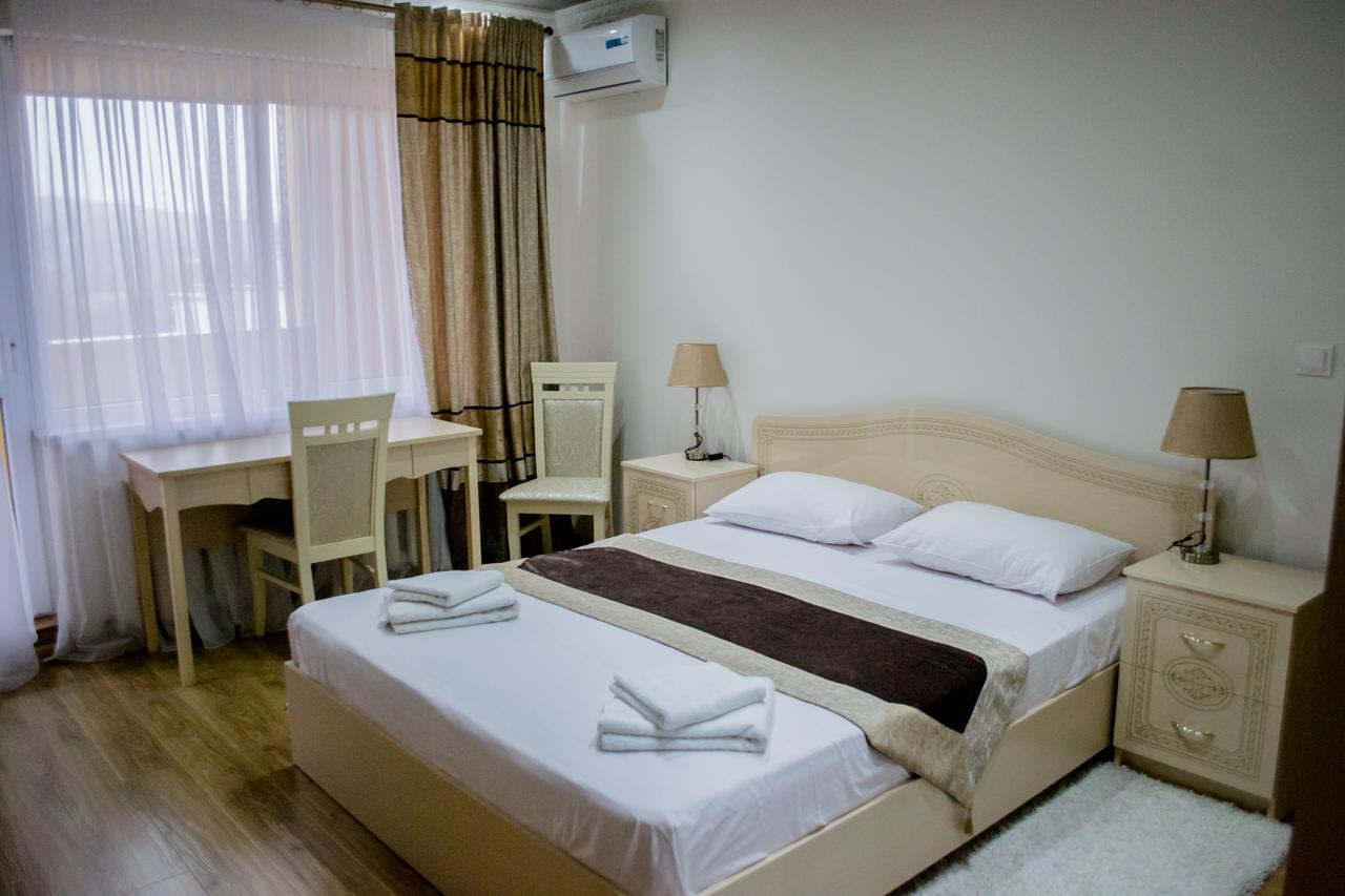 Beauty Complex Hotel Berehove  Ngoại thất bức ảnh