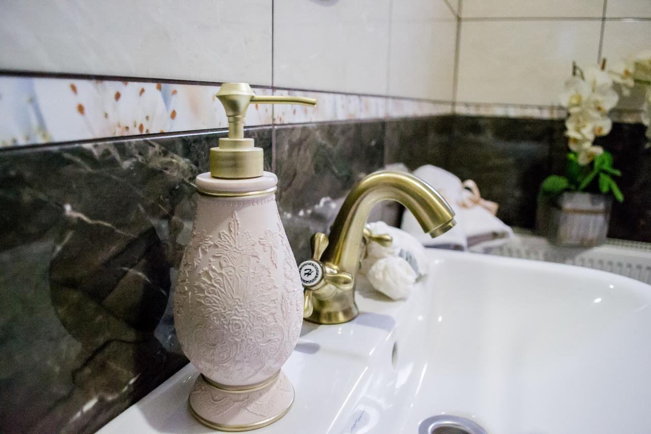 Beauty Complex Hotel Berehove  Ngoại thất bức ảnh