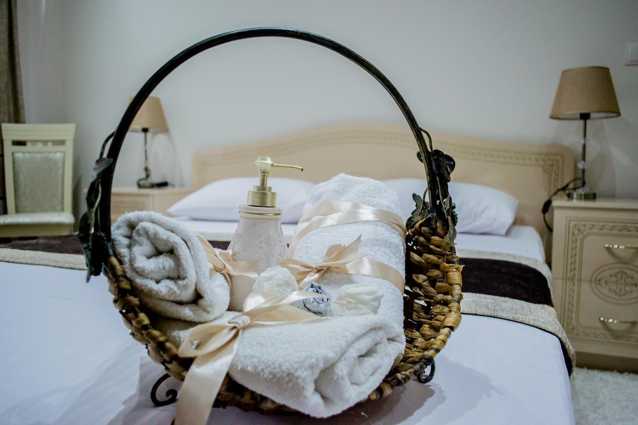 Beauty Complex Hotel Berehove  Ngoại thất bức ảnh