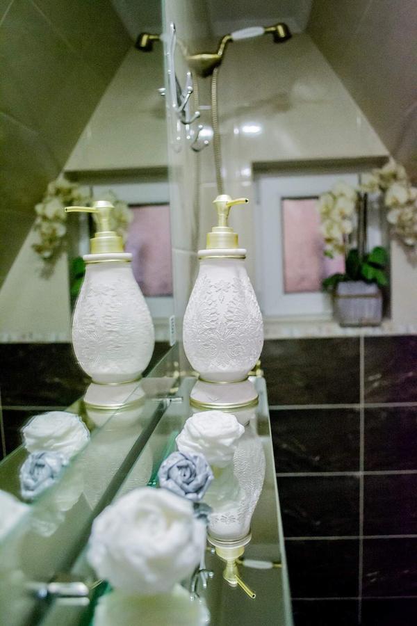Beauty Complex Hotel Berehove  Ngoại thất bức ảnh