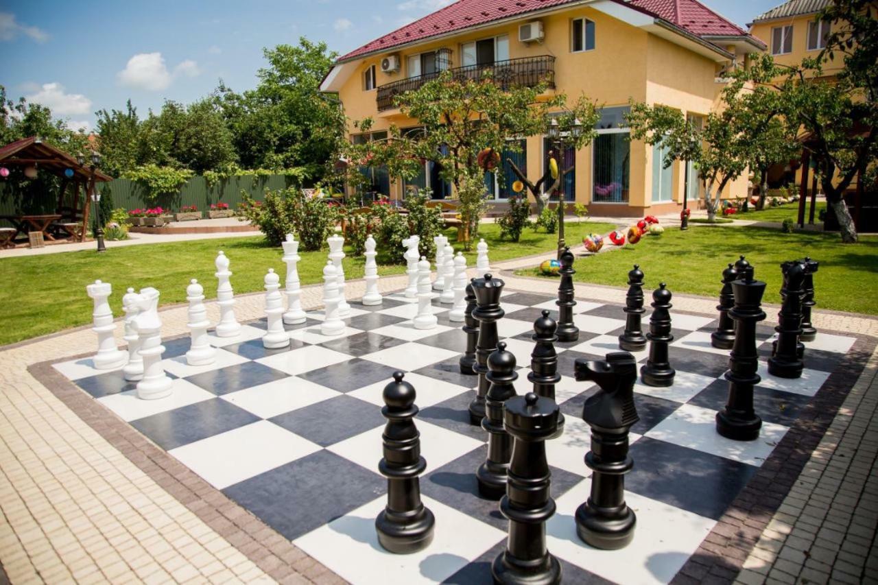 Beauty Complex Hotel Berehove  Ngoại thất bức ảnh