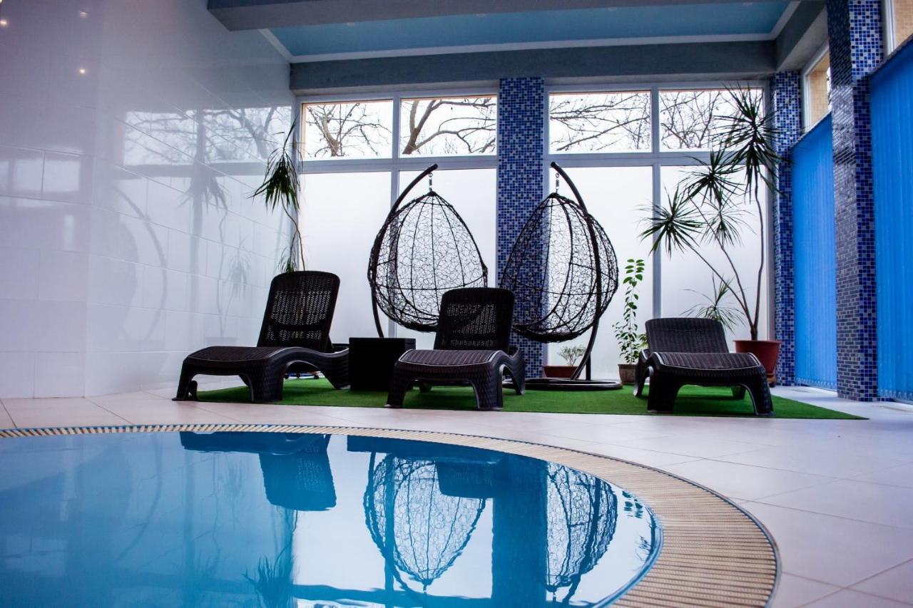 Beauty Complex Hotel Berehove  Ngoại thất bức ảnh
